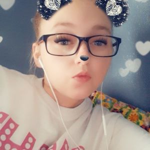 Meet your Posher, Marissa